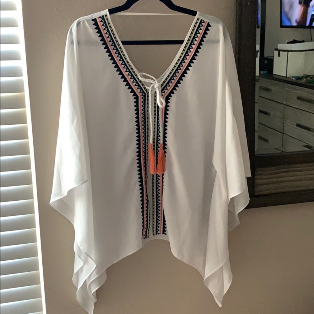 Bisou Bisou White Batwing Tunic Caftan Size S